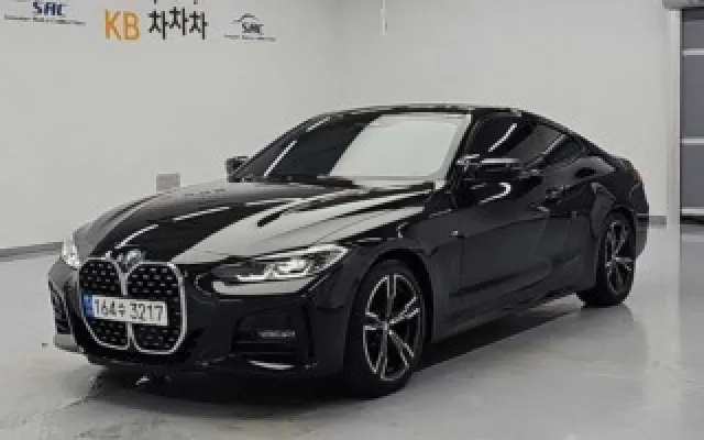 카카오카 중고차사이트 4시리즈 (G22) 420i 쿠페 M 스포츠 매물 사진 2 - 2022/12 69,073km